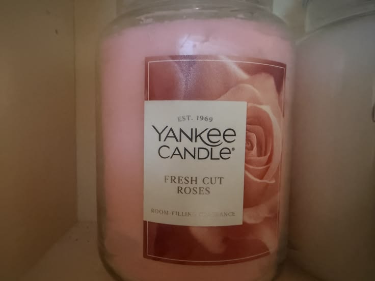 Yankee Candle Fresh Cut Roses